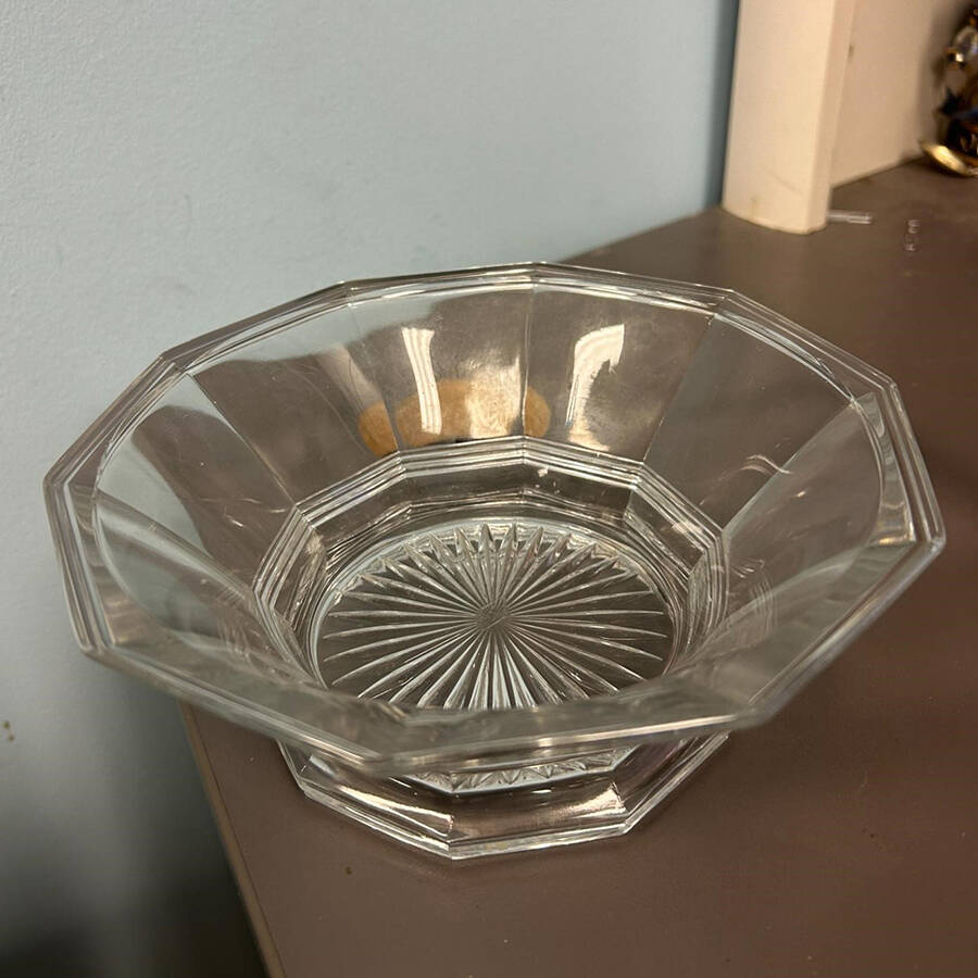 Urn (Stem #379) 7" Octagonal Bowl by Heisey-1
