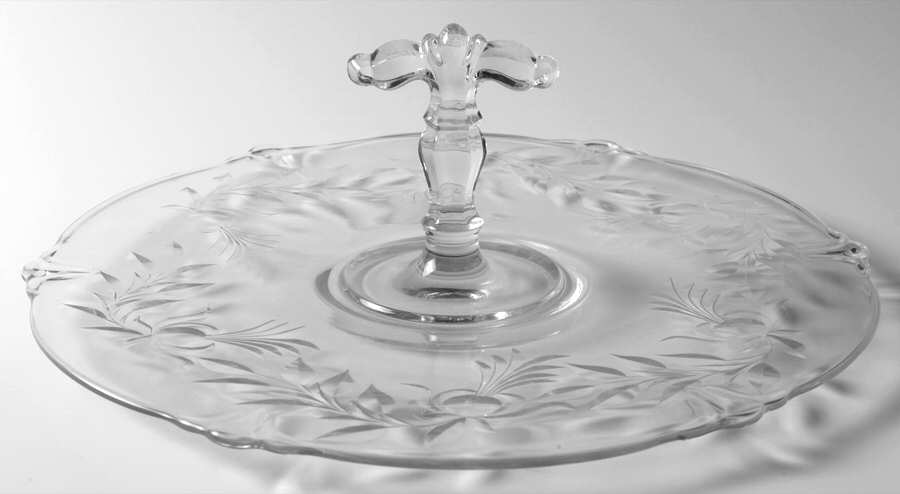Fuchsia Center Handle Tray by Heisey-1