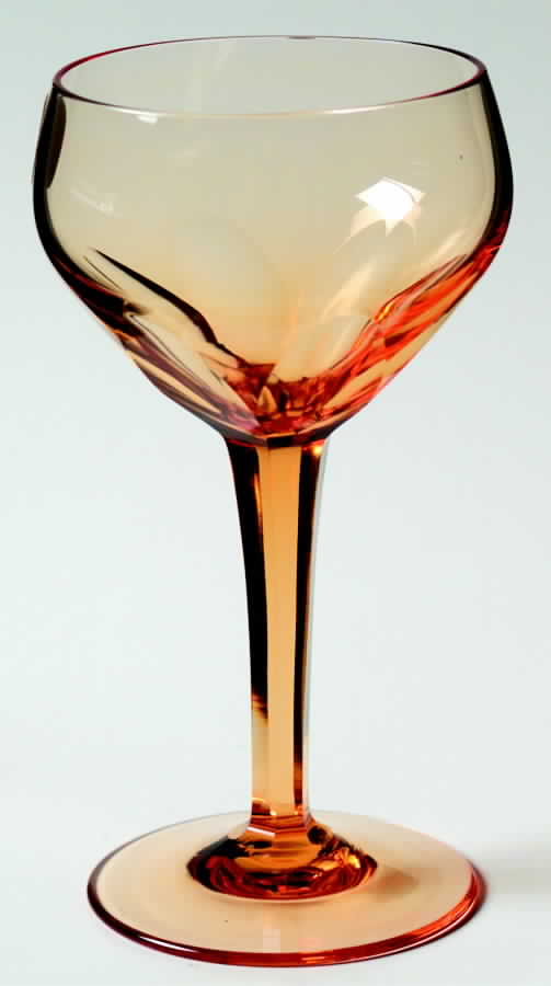 Q Cut Line Amber Liquor Cocktail by Hoya-1