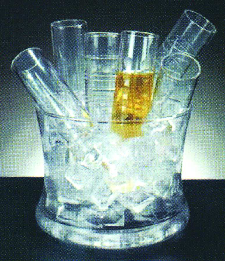 Metropolis (Multimotif Etchings) Vodka Chiller Set by Home Essentials-1