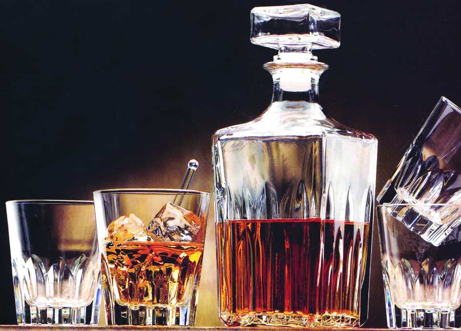 Winchester Decanter & Stopper by Home Essentials-1