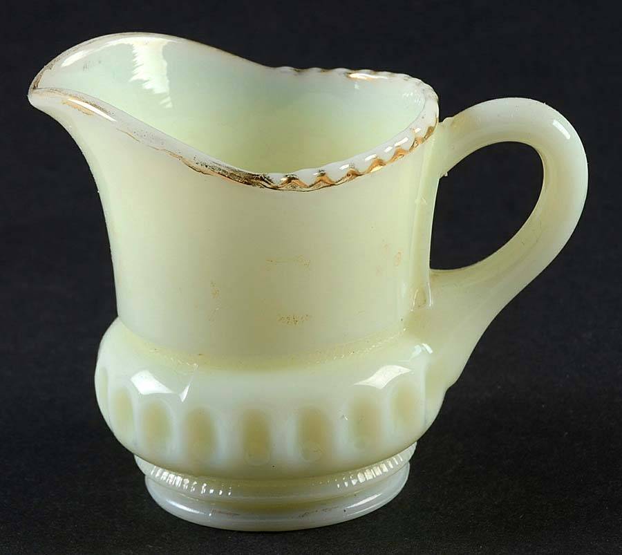 Punty Band Custard Individual Creamer by Heisey-1