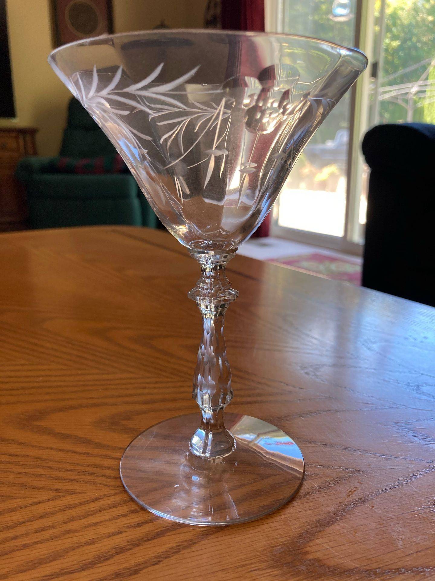 HNG16 Wine Glass by Huntington Glass-1