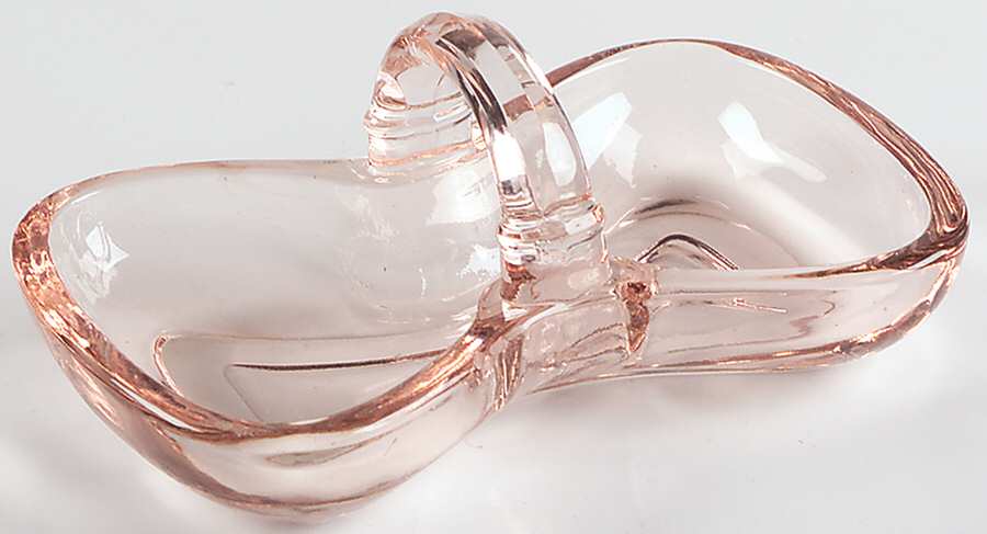 Yeoman Pink Flamingo (Stem 1184, No Optic) 4" Handled Bon Bon by Heisey-1