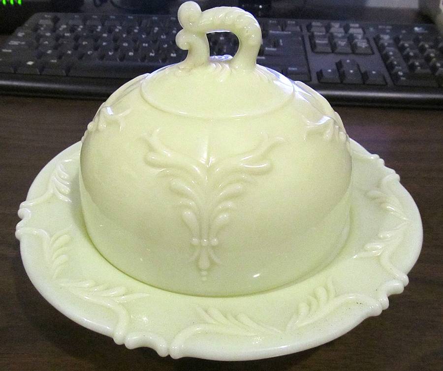 Winged Scroll Custard (No Gold Accents) Round Covered Butter by Heisey-1