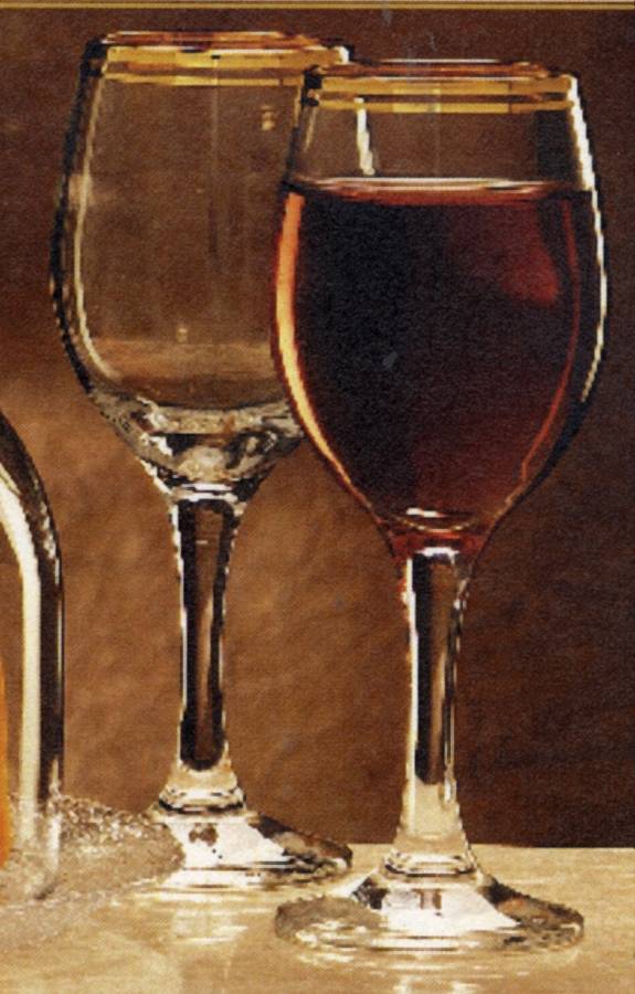Da Vinci Water Goblet by Home Essentials-1