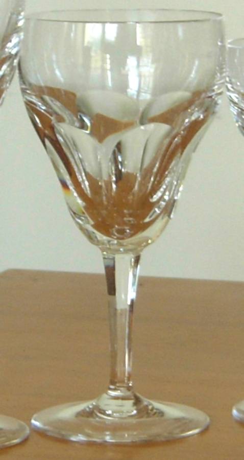HGB2 Burgundy Wine by Hirschberg-1