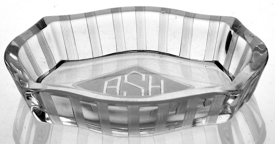 1186-6 4" Ashtray by Heisey-1