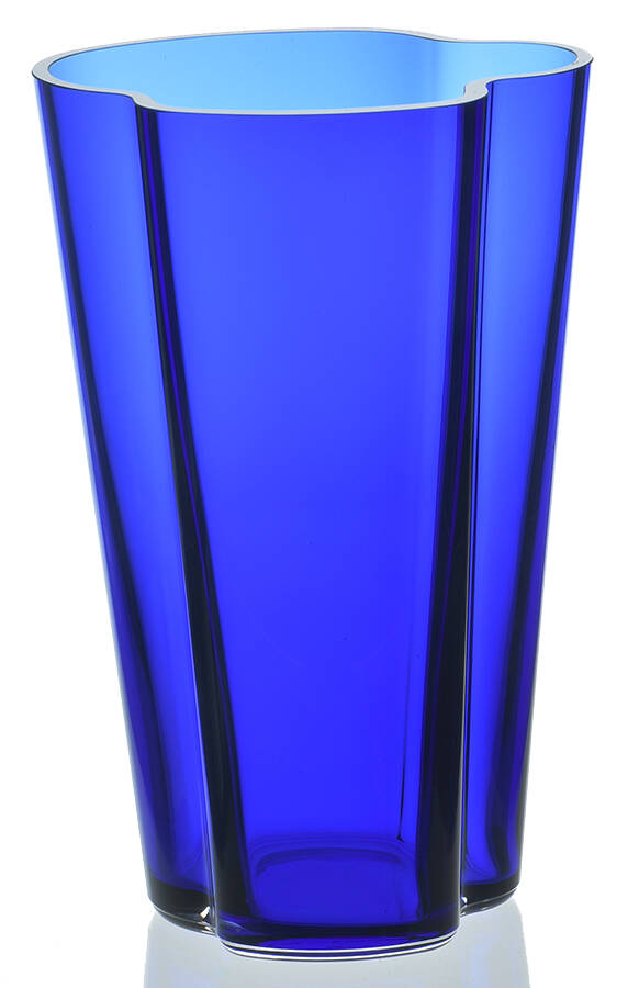 Aalto 8" Flower Vase by Iittala-1
