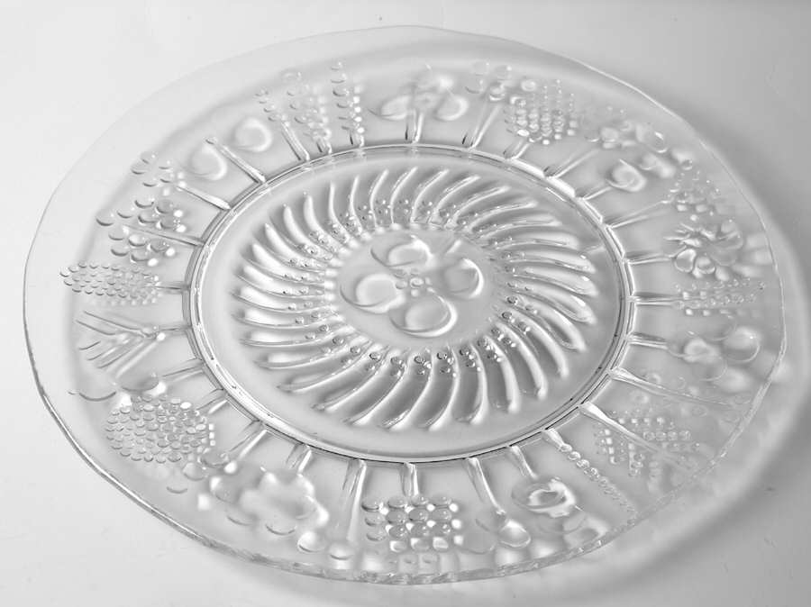 Flora 15" Torte Plate by Iittala-1