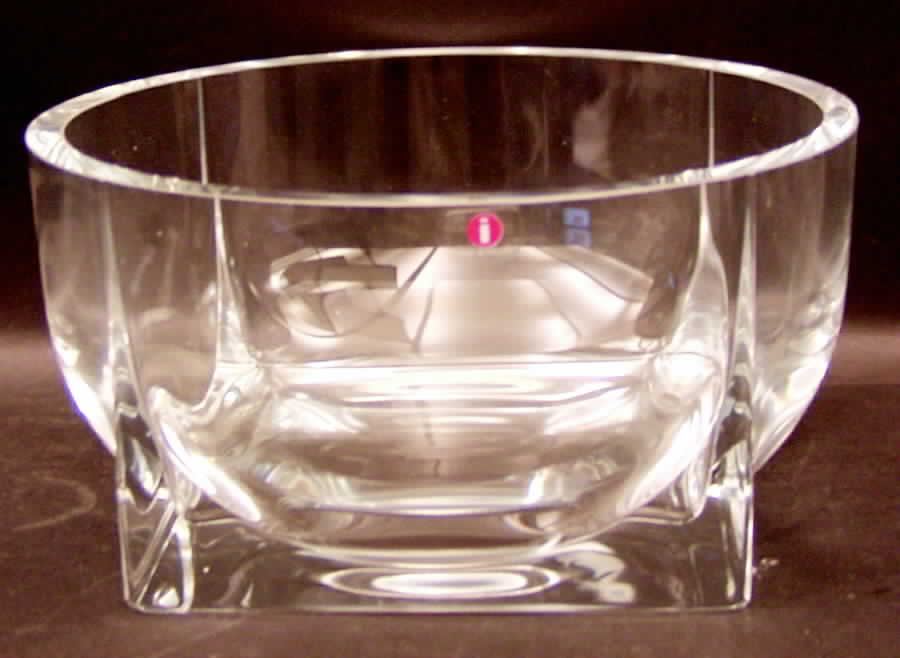 Geo 8" Round Bowl by Iittala-1