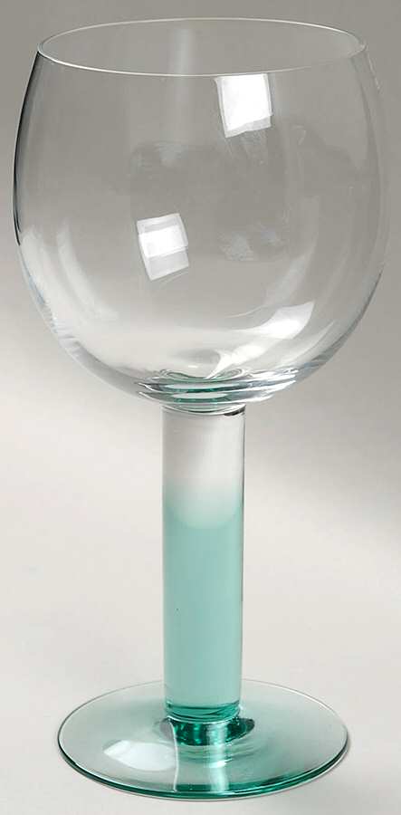 Mondo Green Water Goblet by Iittala-1