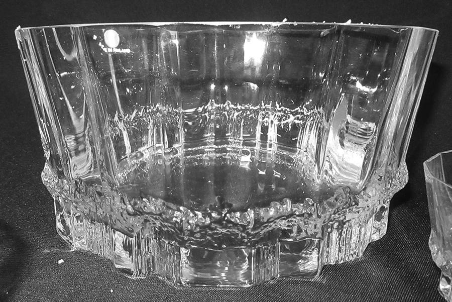 Pallas 9" Round Bowl by Iittala-1