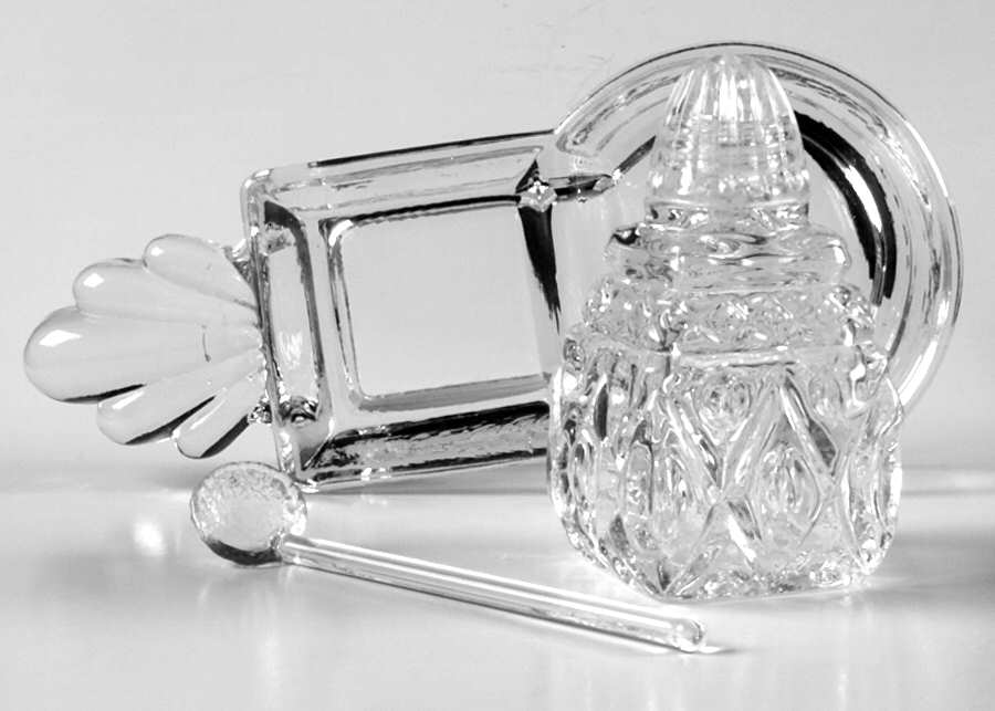 Cape Cod Clear (1602 + 160) Salt Dip and Pepper with Glass Spoon by Imperial Glass-Ohio-1