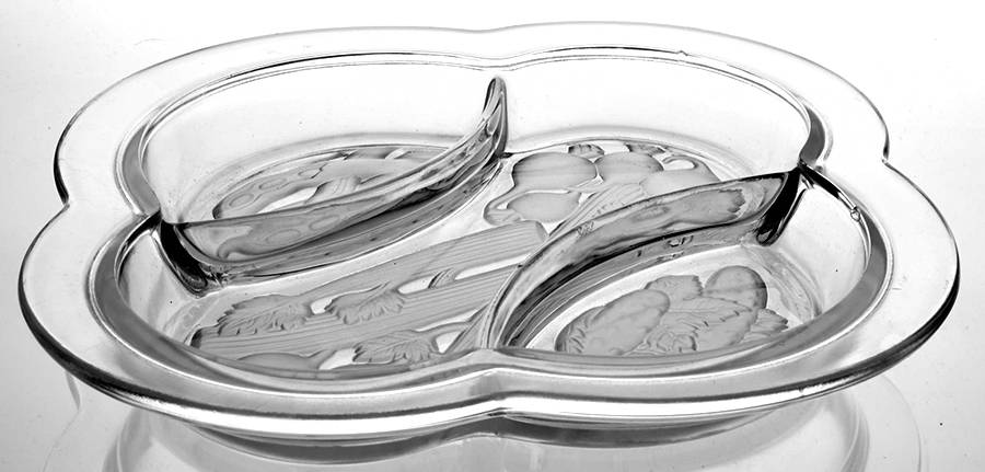 Intaglio Fruit (Line 900, Round) 9" Pansy/Flower Shape 3 Part Relish by Imperial Glass-Ohio-1