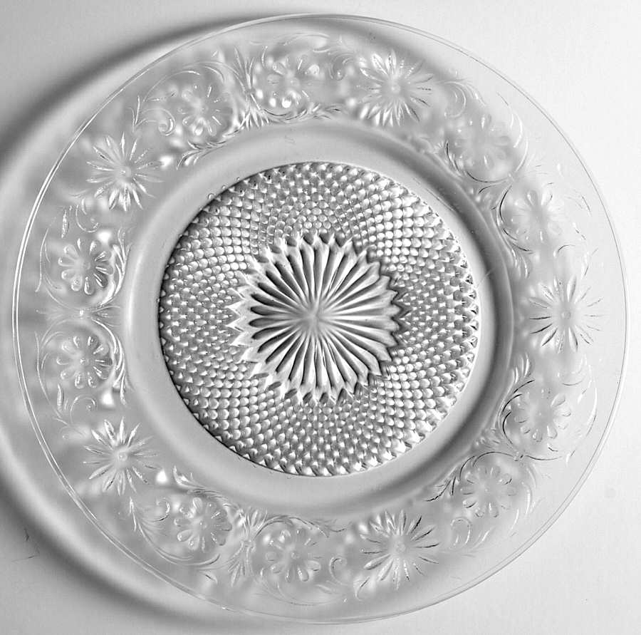 Daisy Clear Dinner Plate by Indiana Glass-1