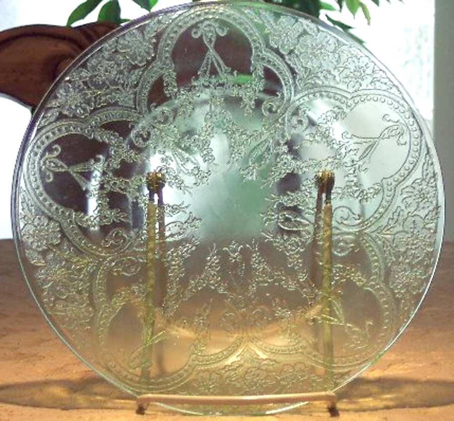 Horseshoe Clear Luncheon Plate by Indiana Glass-1