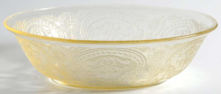 Horseshoe Yellow Cereal Bowl by Indiana Glass-1