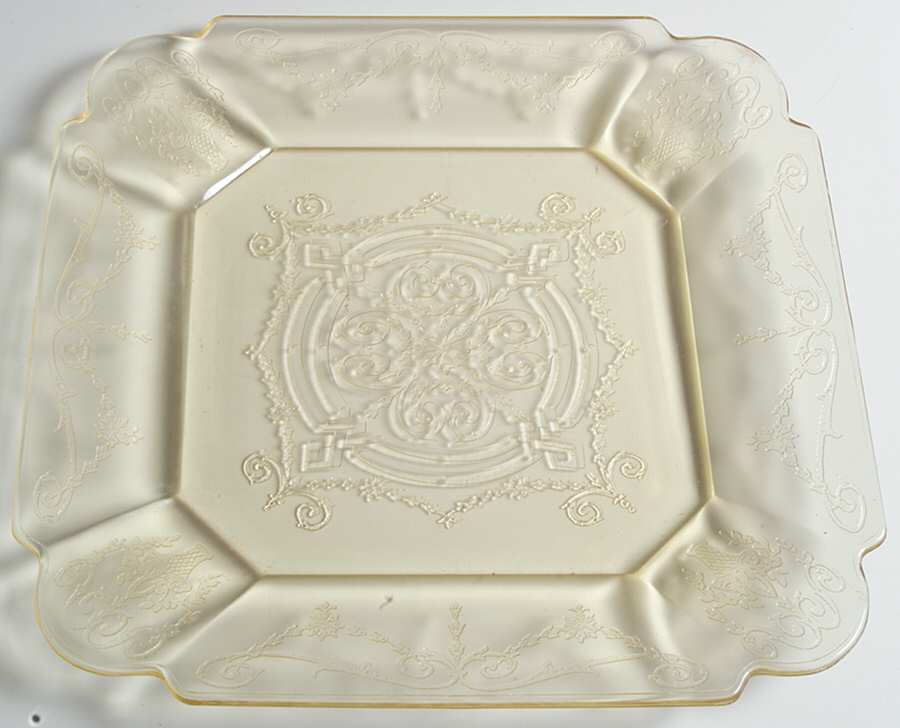 Lorain Yellow Dinner Plate by Indiana Glass-1