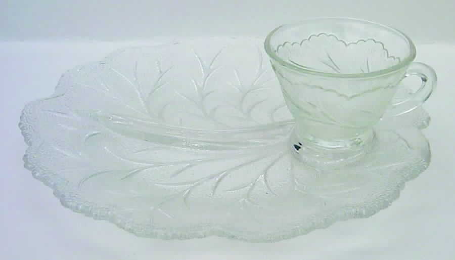 Pebble Leaf Clear Snack Plate & Cup Set by Indiana Glass-1