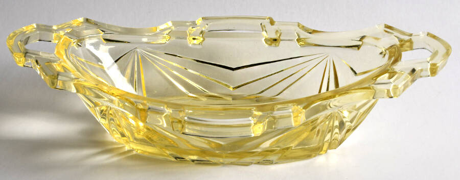 Pyramid Yellow 9" Pickle Dish by Indiana Glass-1