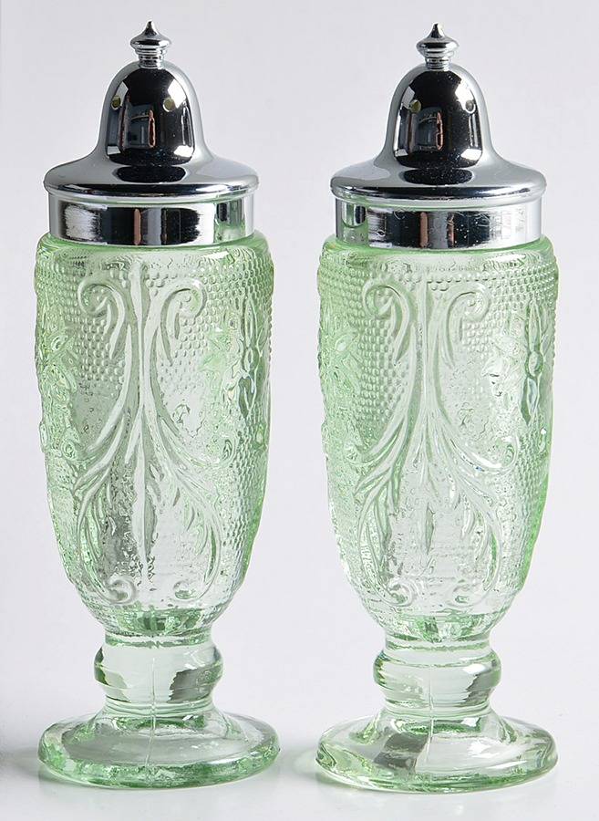 Sandwich Green Footed Shaker Set & Metal Lids by Indiana Glass-1