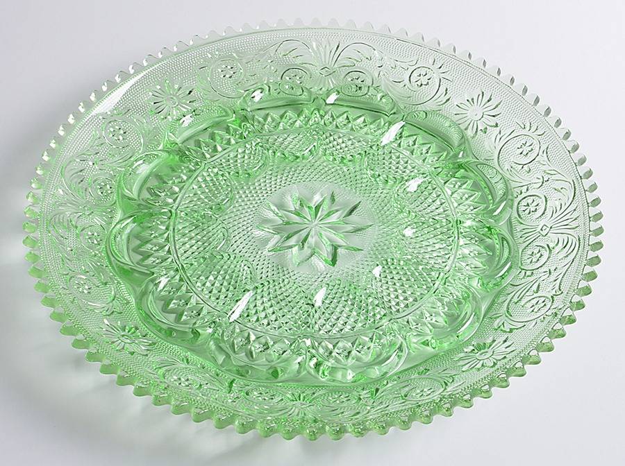 Sandwich Green Deviled Egg Server by Indiana Glass-1