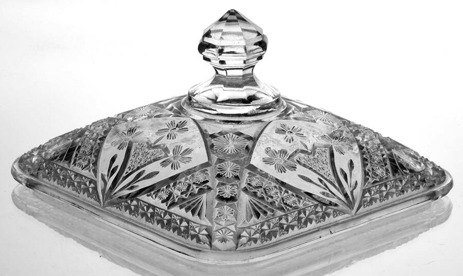 Garden Pink Lid for Honey Dish by Indiana Glass-1