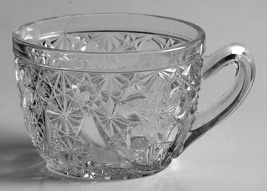 Daisy and Button with Narcissus Clear Punch Cup by Indiana Glass-1