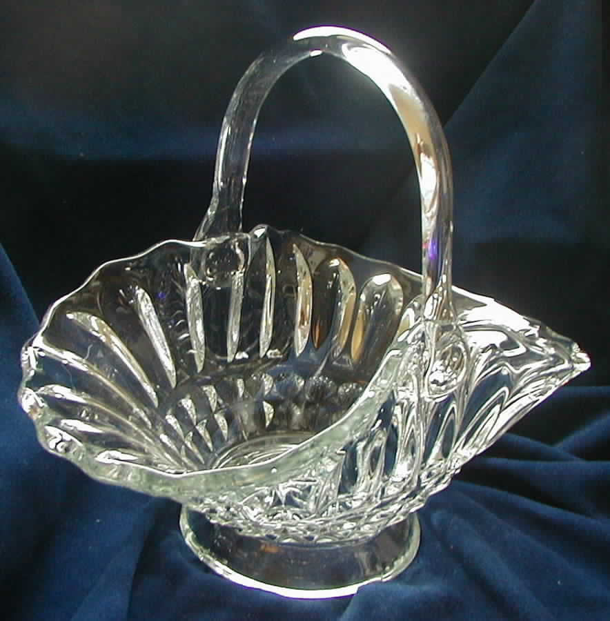 Lotus Blossom Clear Basket by Indiana Glass-1