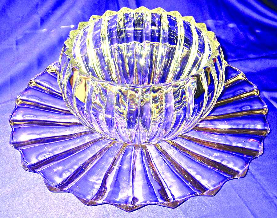 1005 Clear Punch Bowl with Underplate by Indiana Glass-1