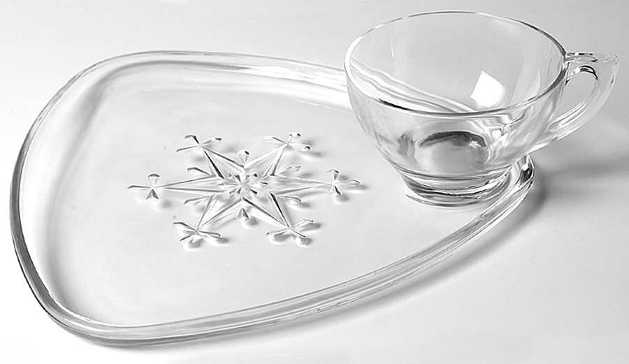 Snowflake Snack Set-Plate and Regular Punch Cup by Indiana Glass-1