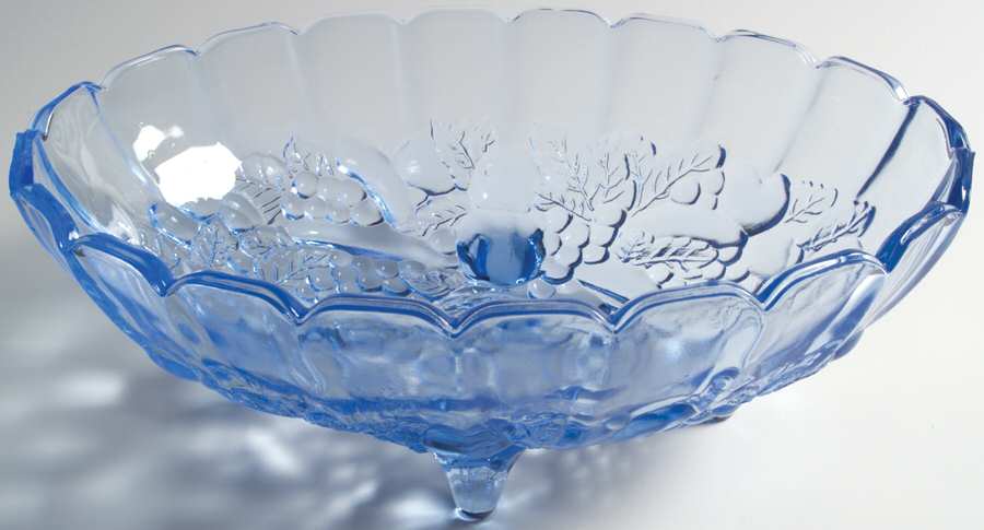 Garland Light Blue Centerpiece by Indiana Glass-1