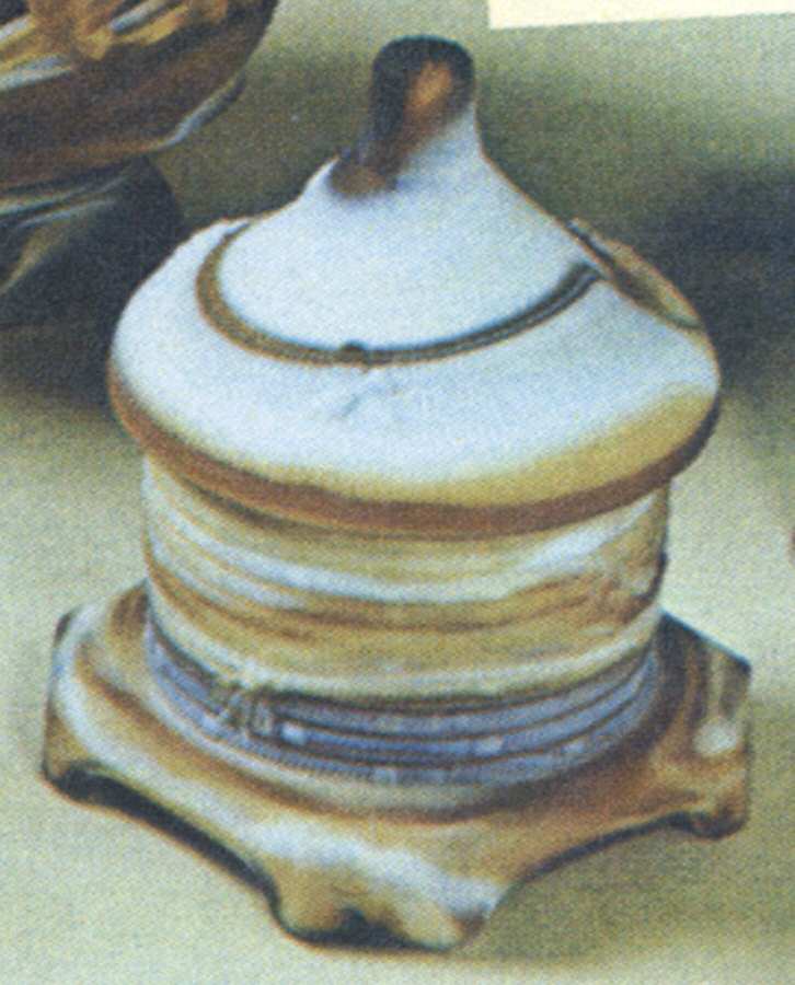 Animals & Figurines #60 Beehive Honey Jar & Lid by Imperial Glass-Ohio-1