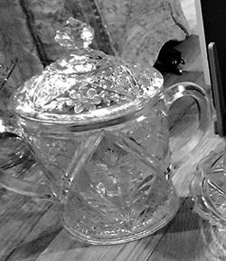 168 Sugar Bowl & Lid by Indiana Glass-1
