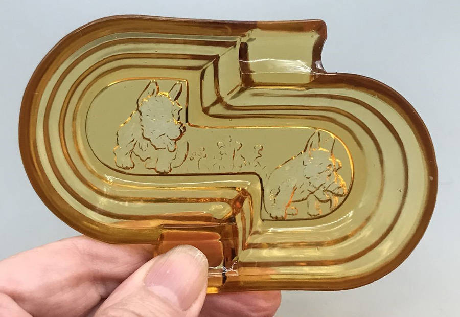 Indiana Animals & Figurines Amber Ashtray by Indiana Glass-1
