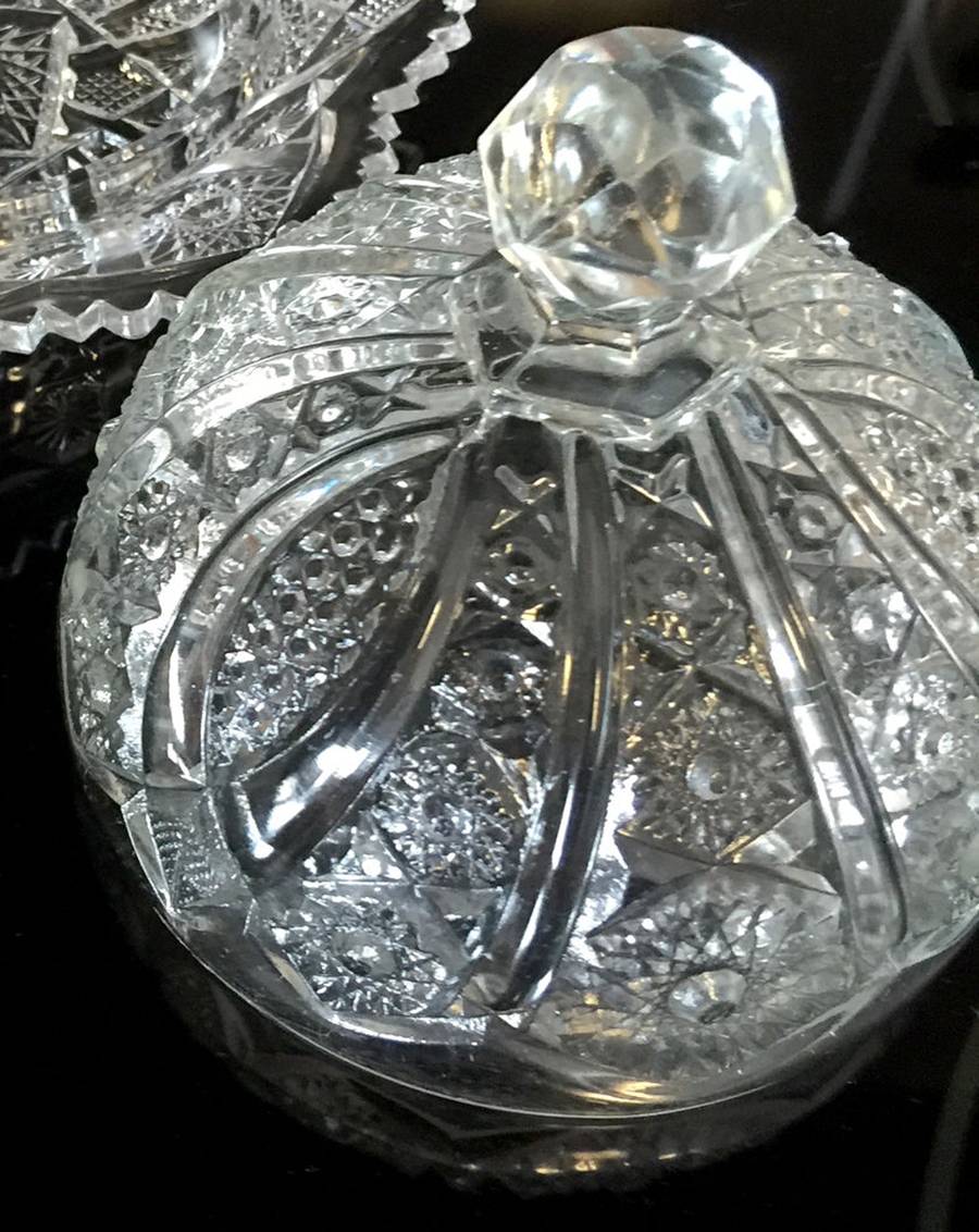 Paneled Daisy and Finecut Clear Lid for Round Butter by Indiana Glass-1