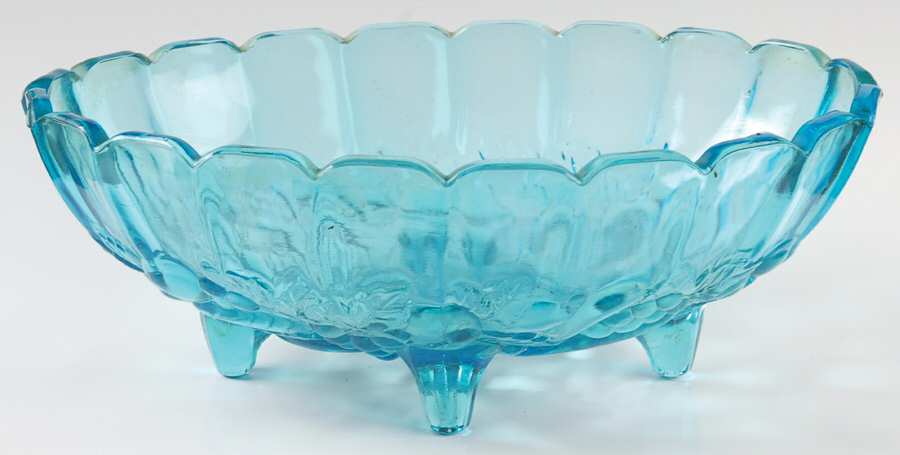 Garland Light Green Centerpiece by Indiana Glass-1