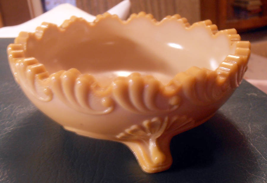 Leaf Bracket (Chocolate) Sauce Dish by Indiana Tumbler and Goblet-1