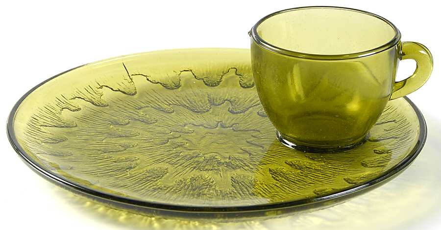 Sunburst Olive Green Snack Plate & Cup Set by Indiana Glass-1