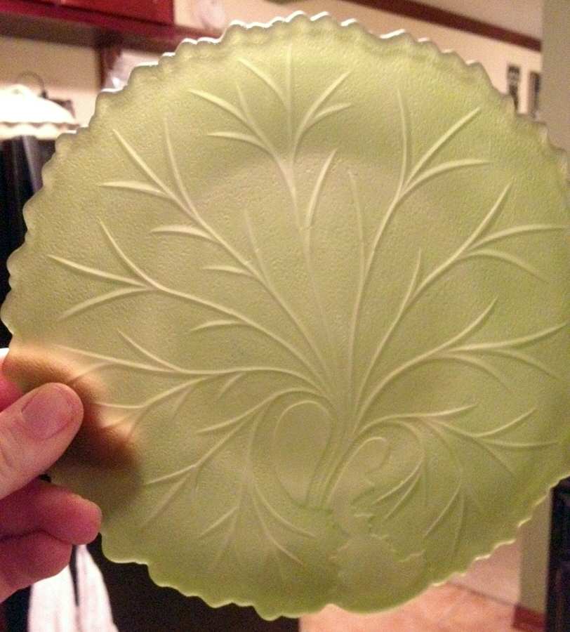 Pebble Leaf Green Frosted Luncheon Plate by Indiana Glass-1