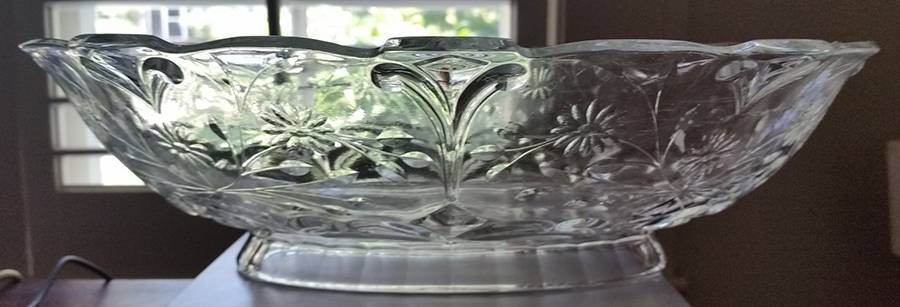 607-15 14" Oval Bowl by Indiana Glass-1