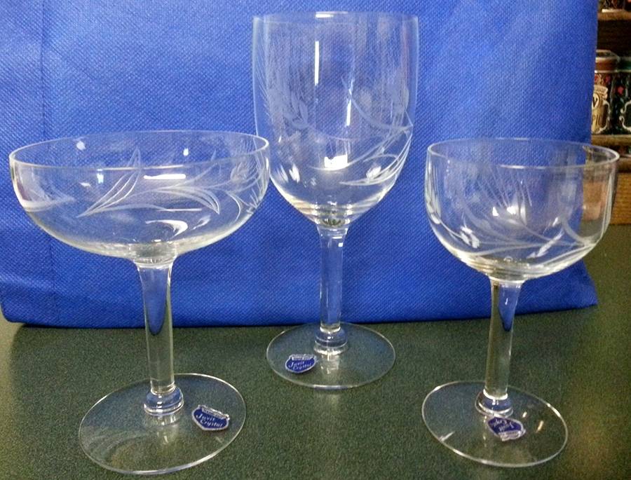 Elite Water Goblet by Javit-1