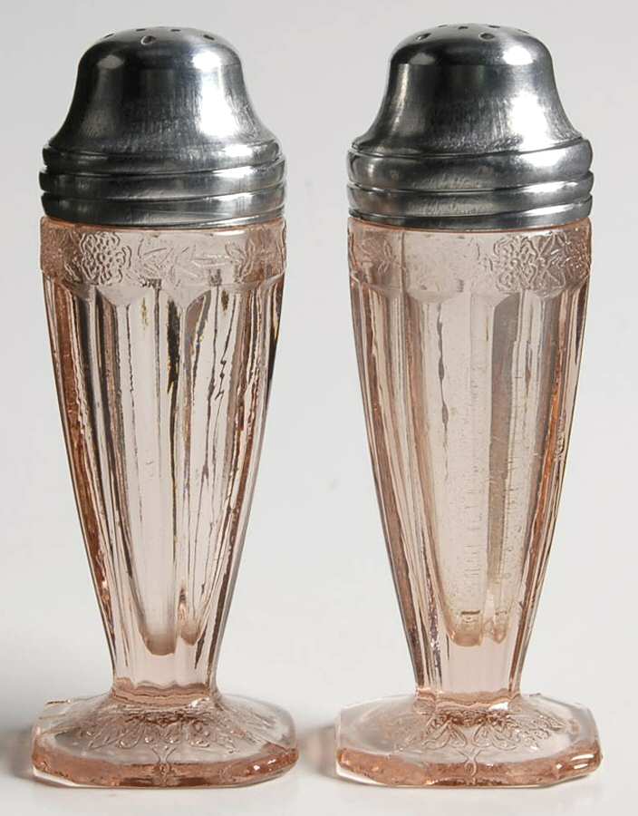 Adam Pink Footed Shaker Set & Metal Lids by Jeannette-1