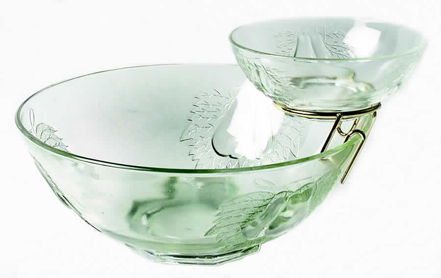 Baltimore Pear Clear Chip & Dip Bowls with Metal Holder by Jeannette-1