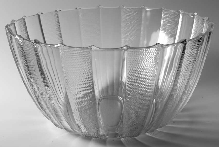 Dewdrop Punch Bowl by Jeannette-1