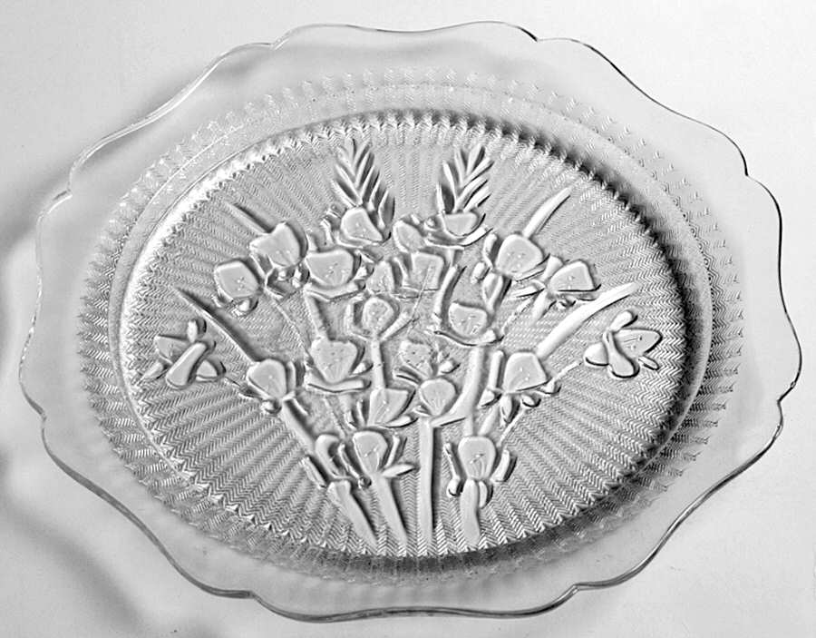 Iris Clear Dinner Plate by Jeannette-1