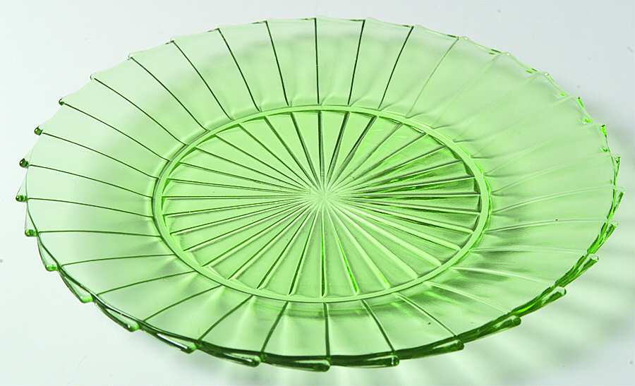 Sierra Green Dinner Plate by Jeannette-1