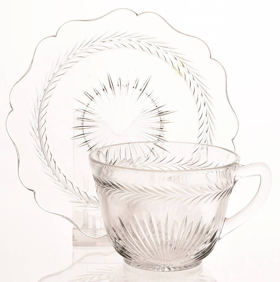 Sunburst "Herringbone" Cup & Saucer Set by Jeannette-1