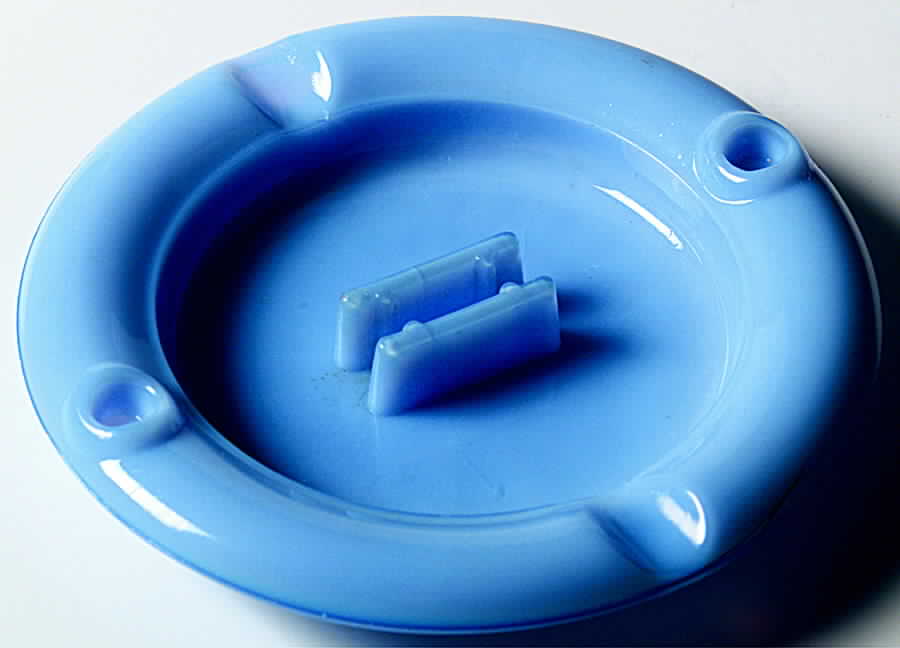 Windsor Delphite Ashtray by Jeannette-1